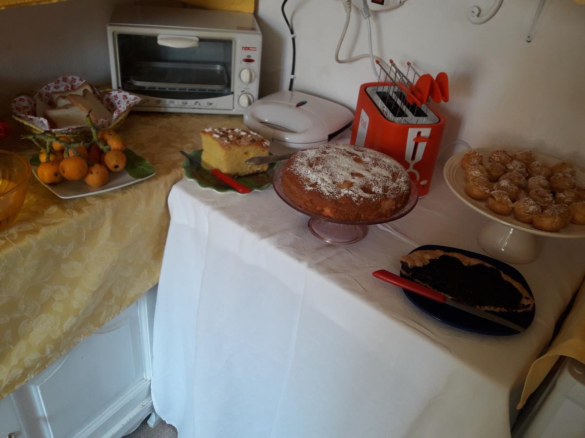 Bed and Breakfast Da Giuse Trebiano Екстер'єр фото