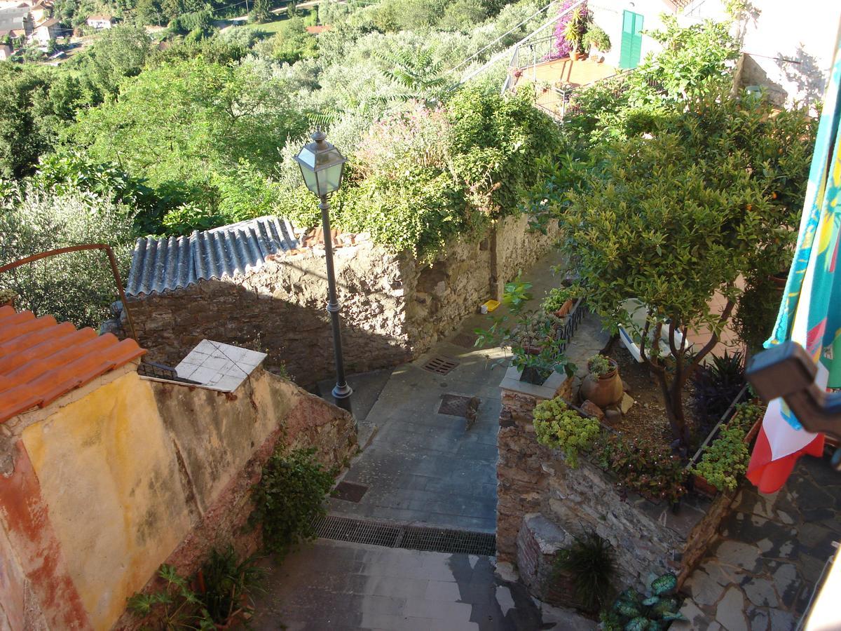 Bed and Breakfast Da Giuse Trebiano Екстер'єр фото