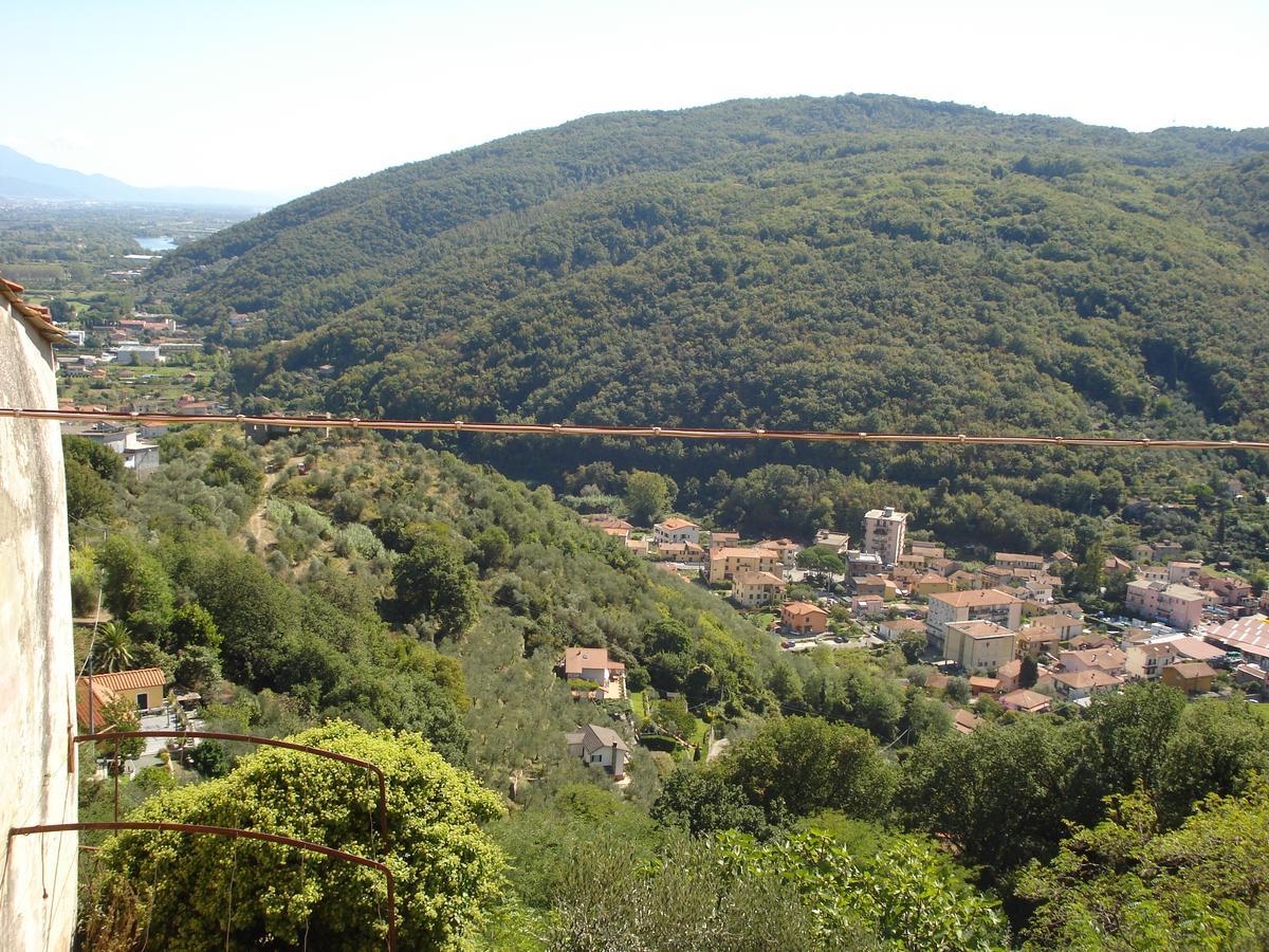 Bed and Breakfast Da Giuse Trebiano Екстер'єр фото